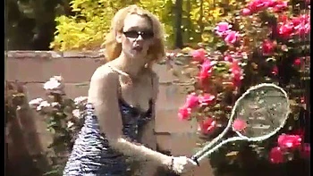 Olivia Saint is talked into anal: Blowjob, Doggy  Missonary Porn