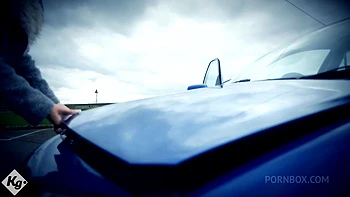 Stud Helps A MILF In Need And Gets Rewarded With A Shag