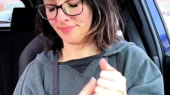 Hot brunette from squirt masturbating on webcam