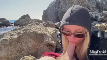 This teen wants to suck my dick everywhere