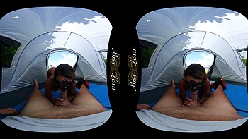 Hartes Campingficken mit großbusiger brünetter Milf