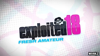 Brünette Teen Allie James bekommt heftigen Arschklatscher