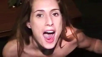 Teena amateur follada y chupada en doggy