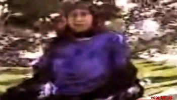 Mature arabe en grosse baise publique en plein air