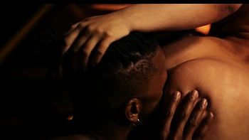 Erika Lust beim wilden Gruppensex im Auto draußen