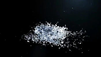 Fetiche de pis con Silvia Dellai y bragas mojadas de lesbianas