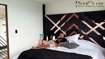 Сводная сестра застала меня и трахнула жёстко