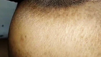 Esposa india caliente follando duro con su esposo gimiendo