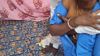 Öffentlicher Ratschef fickt seine Hilfesuchende