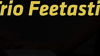 Davon Kim и Angel Piaff в извращённом лесбийском писающем шоу