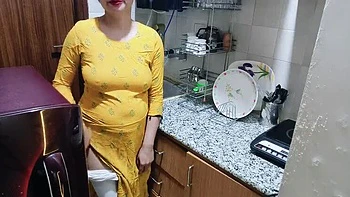 Horny Indian Step Mom Gets Fucked in Kitchen