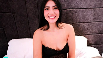 Медленная трахалка латинки с минетом