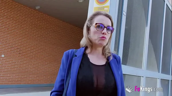 Eager left her job for porn! A win-win situation for all of us :-D