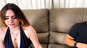 Hermanastra tetona follada y corrida dos veces hardcore