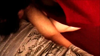 Брюнетка сосёт член на афтерпати POV