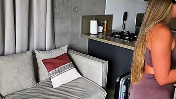 Colombian Babe Gives Hardcore Blowjob in Airbnb
