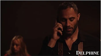 Anna Claire Clouds baise furieuse avec son mari