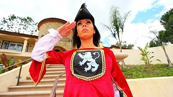 Brune silicone Rachel Starr baisée par énorme queue