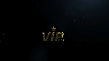 Пластиковая София Голдфингер занимается жестким писающим сексом