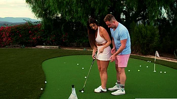 JOI Brustspiel mit der Milf Koda Monroe und riesigen Titten