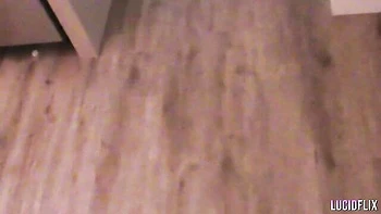 Худая Лана сосет и принимает секс сзади от Сета