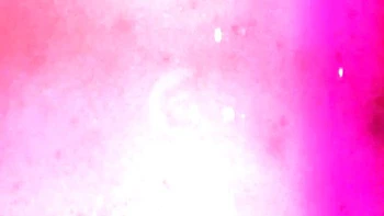 Rothaarige Transgirl masturbiert allein zum Orgasmus