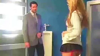 Charles Dera défonce la chatte serrée de Kayden Kross