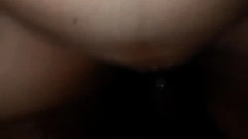 Suceuse indienne amateur poilue baise en POV