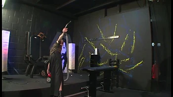 Dildo humilhante fodendo sua buceta e bunda BDSM