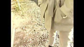 MILF faz uma mamada incrível no estacionamento POV