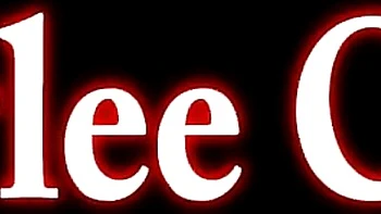 Чарли Чейз ласкает большие сиськи вибратором