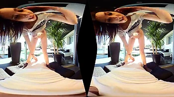 ZendVR tetonas cowgirl y mamada en POV