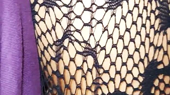 Sexy Desi Schlampe saugt meinen Schwanz tief