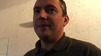 Elle se fait baiser violemment lors d’un casting hardcore