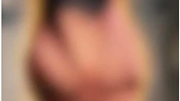 Chica japonesa de 18 años recibe creampie gonzo