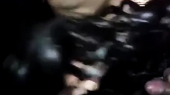 Secretaria india haciendo una chupada mojada POV