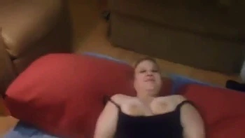 Grosse noire suce grosse bite: suce, doggy, amazone