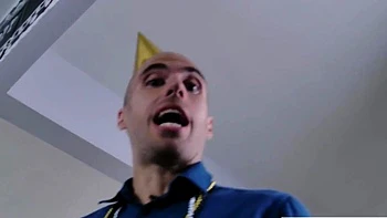 Trío de Año Nuevo con Jewelz Blu y Vina Sky