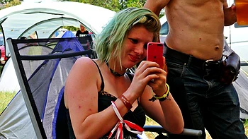 Камилла С. Трахнутая фестивальная шлюха