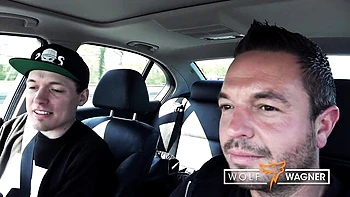 Kitty Blair suce chatte dans porno allemand Wolf Wagner