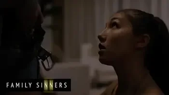 Slutty Teen (Maya Woulfe) Finds The Kinkiest Way To Get Away From Her New Strict Stepdad - Family Sinners