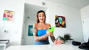 Eu fodia minha enteada de peitos grandes mil vezes