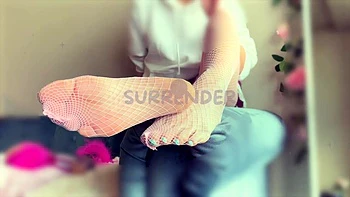 Göttin Chloe Love dominiert mit Fußfetisch POV