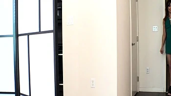 Adolescente asiática tetitas se masturba