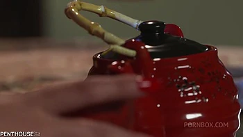 Relatos lésbicos con juguetes - Episodio 4