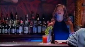 MILF tatuada con tetas grandes follada doggy y misionero