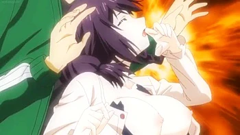 Blonde aux gros nichons se fait baiser