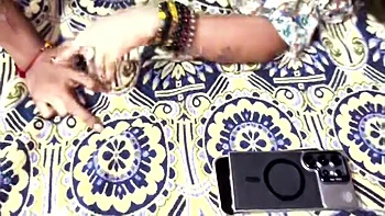 Tina Nandi baise dur avec Rahul après une longue absence