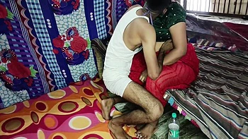 Сводный брат жестко трахает пухлую падчерицу