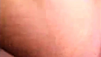 MILF malaya recibe facial ardiente en POV